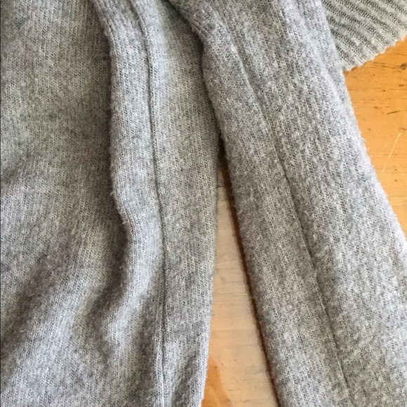 Three  Dots Off-Shoulder Grey Sweater - Picture 7 of 8